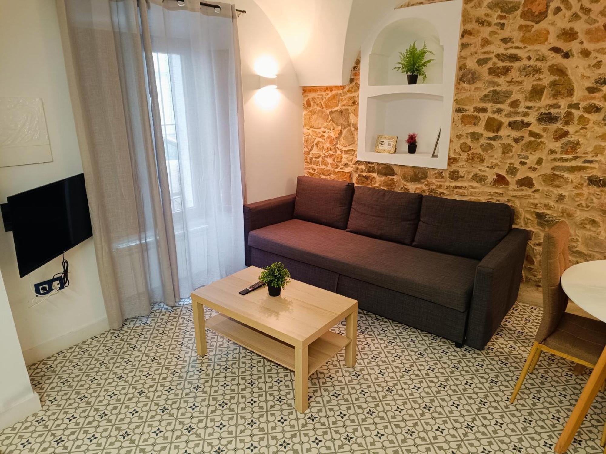 Al-Qazeres Suites Caces Buitenkant foto